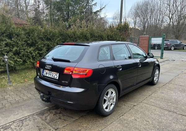 Audi A3 cena 25900 przebieg: 315000, rok produkcji 2010 z Żmigród małe 106